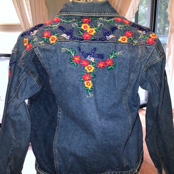 Vintage hand embroidered denim jacket - Picture 2 of 6